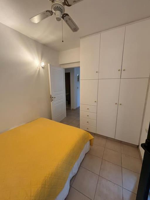 Appartement Avec Vue Aegina Exteriör bild